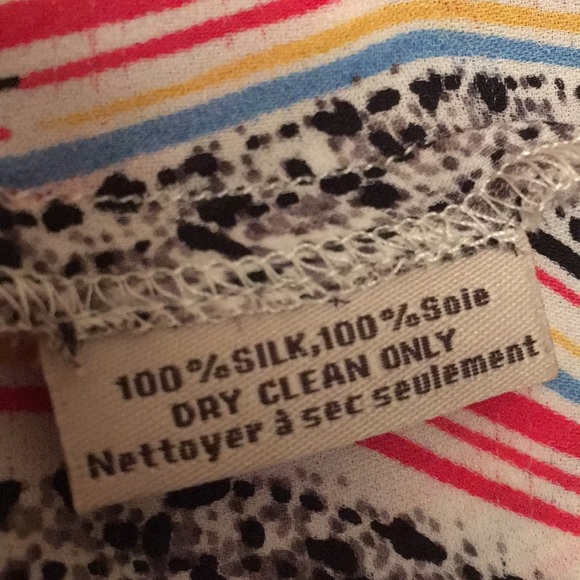 Tucker Silk Classic Tassel Blouse - Picture 5 of 5